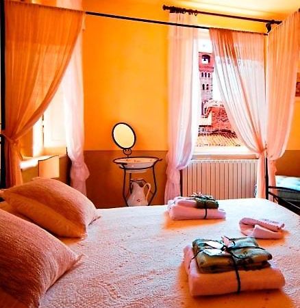 Bed And Breakfast Evelina ルッカ エクステリア 写真