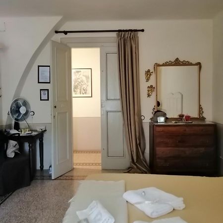Bed And Breakfast Evelina ルッカ エクステリア 写真