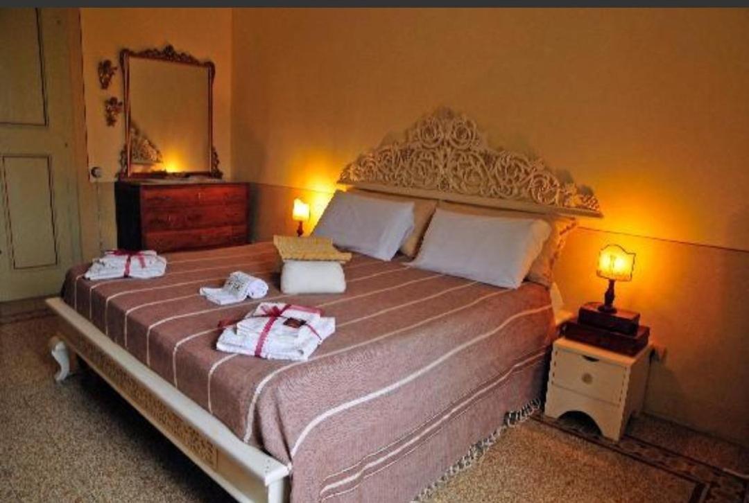 Bed And Breakfast Evelina ルッカ エクステリア 写真
