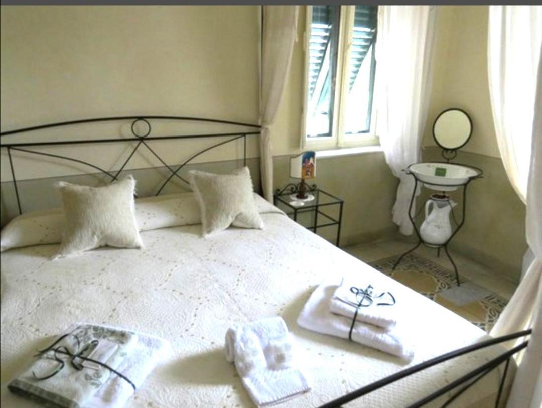 Bed And Breakfast Evelina ルッカ エクステリア 写真